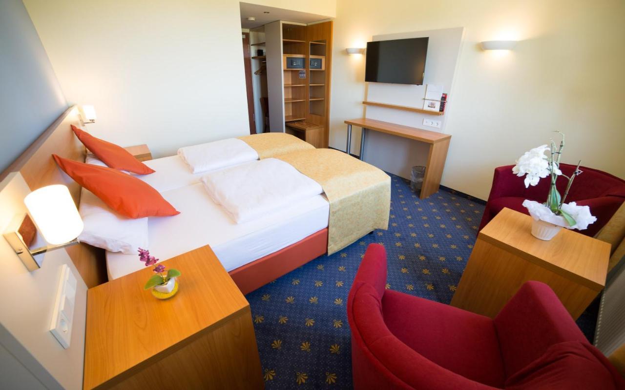 Berghotel Tambach Εξωτερικό φωτογραφία